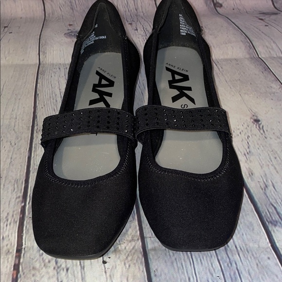 Anne Klein Black Mary Jane Women's Flats with Sparkly Strap sz6 - Picture 3 of 8